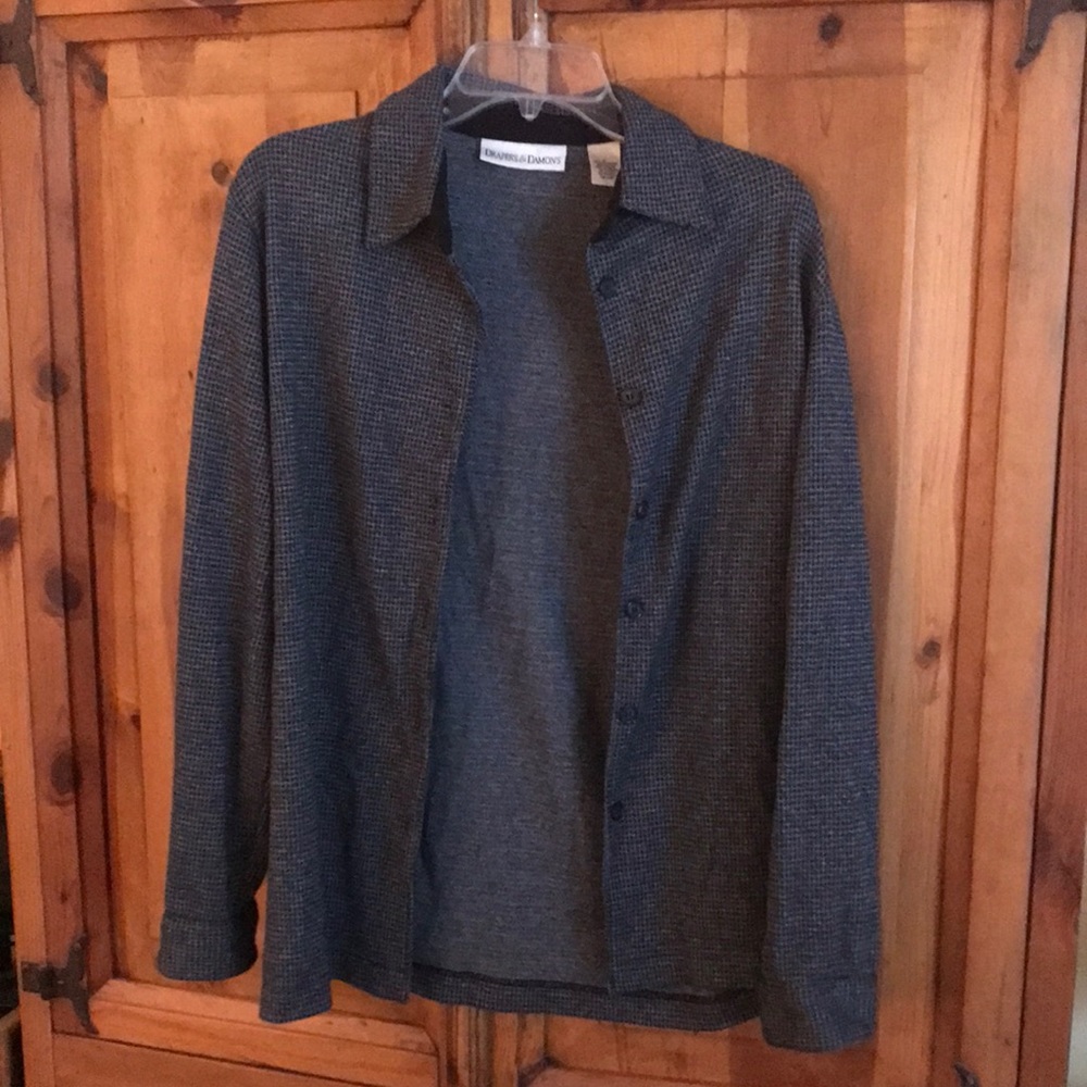 Draper’s and Damon’s warm shirt. Great for fall layering.